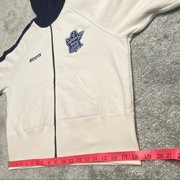 Rare Off-White Vintage Roots Toronto Maple Leafs Zip Up, L - Picture 3 of 16